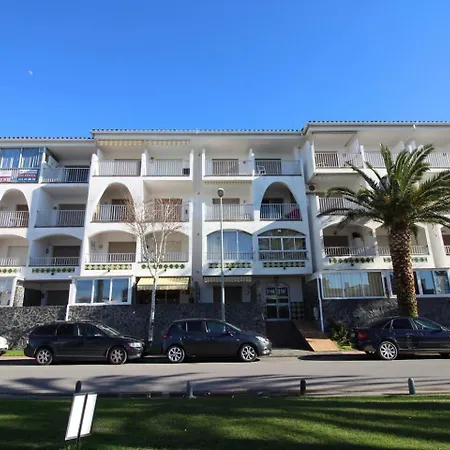 167-apartamento En Con Vistas Al Puerto- Empurialola * Empuriabrava